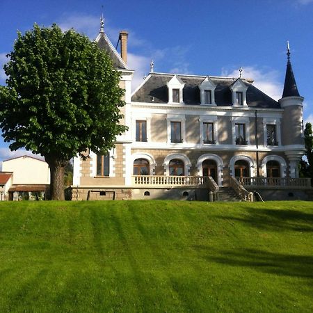Eclosion Chateau Hotel & Restaurant Saint-Paul-en-Jarez Buitenkant foto