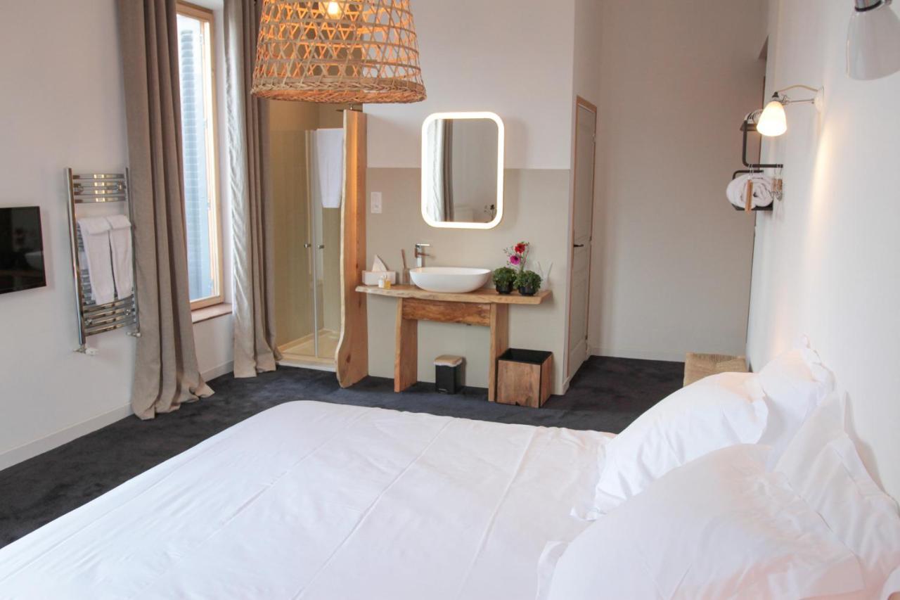 Eclosion Chateau Hotel & Restaurant Saint-Paul-en-Jarez Buitenkant foto