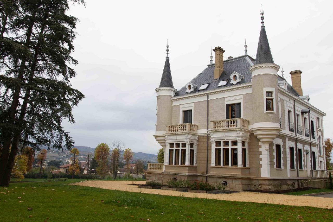 Eclosion Chateau Hotel & Restaurant Saint-Paul-en-Jarez Buitenkant foto
