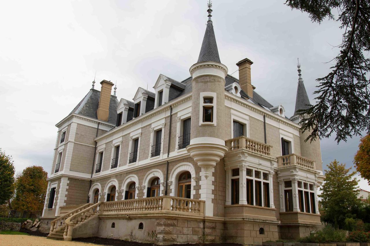 Eclosion Chateau Hotel & Restaurant Saint-Paul-en-Jarez Buitenkant foto